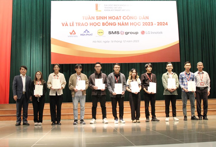 VNSTEEL trao học bổng cho sinh viên Đại học Bách Khoa Hà Nội